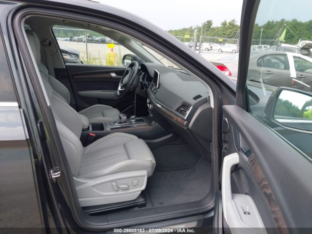 Photo 4 VIN: WA1BNAFY5J2051846 - AUDI Q5 