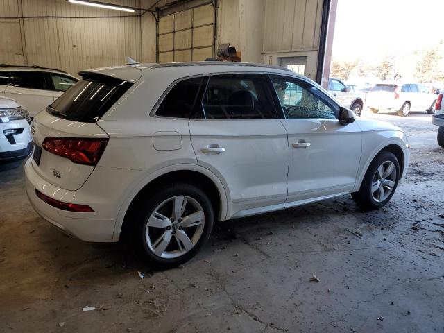 Photo 2 VIN: WA1BNAFY5J2082188 - AUDI Q5 PREMIUM 