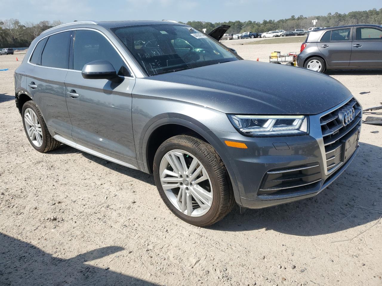 Photo 3 VIN: WA1BNAFY5J2092624 - AUDI Q5 