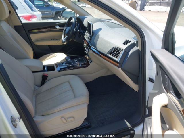 Photo 4 VIN: WA1BNAFY5J2207755 - AUDI Q5 