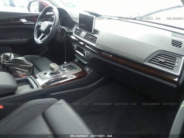 Photo 4 VIN: WA1BNAFY5J2208193 - AUDI Q5 