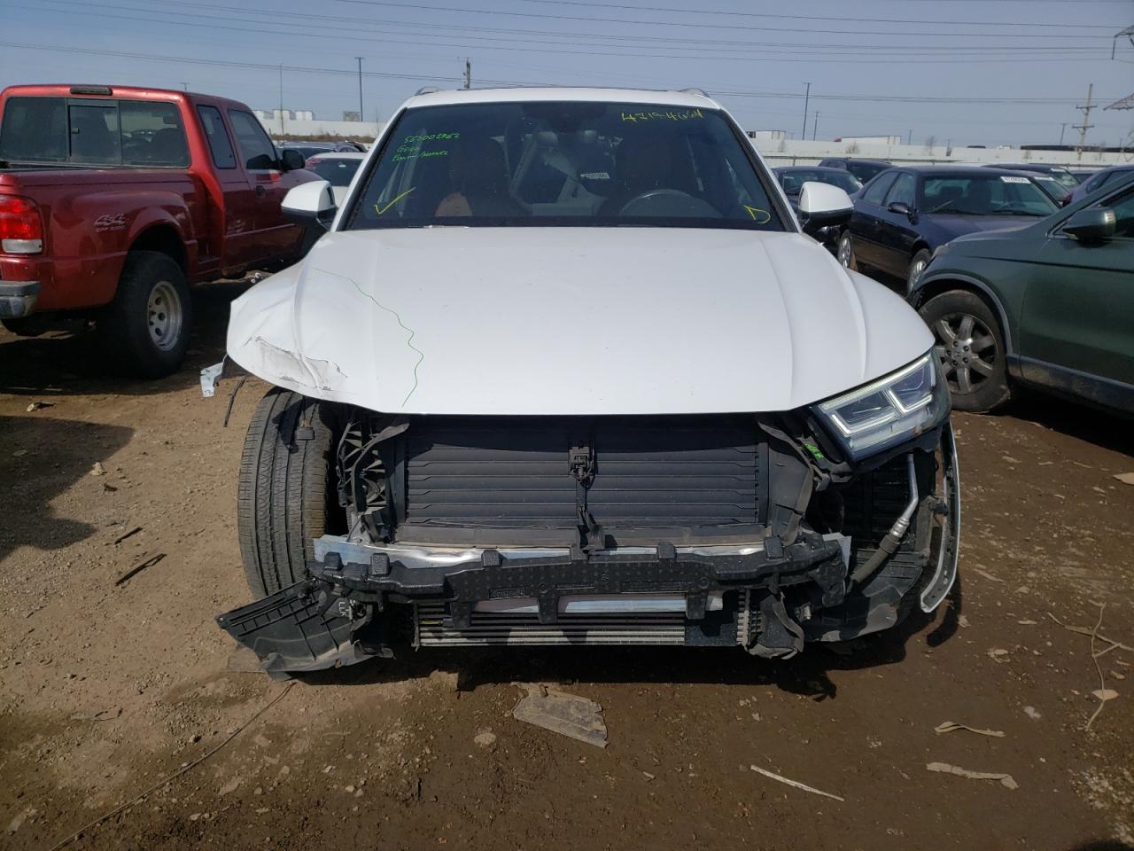 Photo 4 VIN: WA1BNAFY5J2213765 - AUDI Q5 