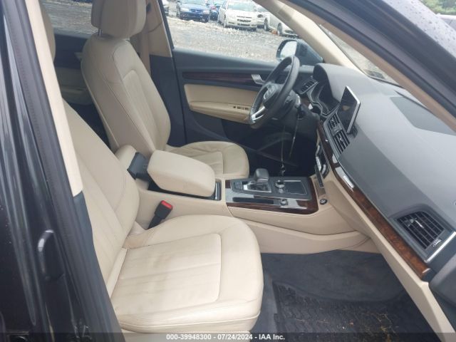 Photo 4 VIN: WA1BNAFY5L2079813 - AUDI Q5 