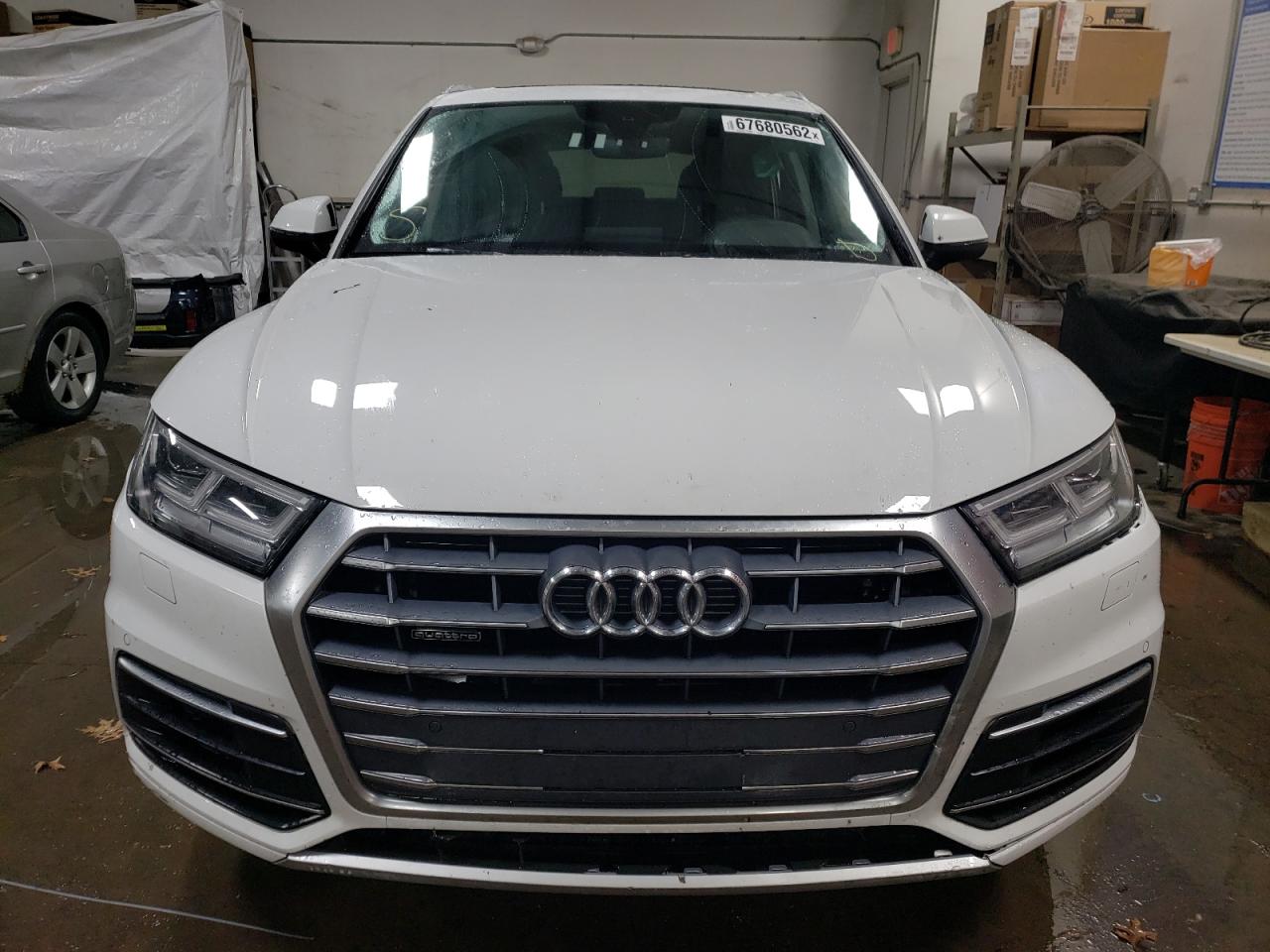 Photo 4 VIN: WA1BNAFY6J2187306 - AUDI Q5 