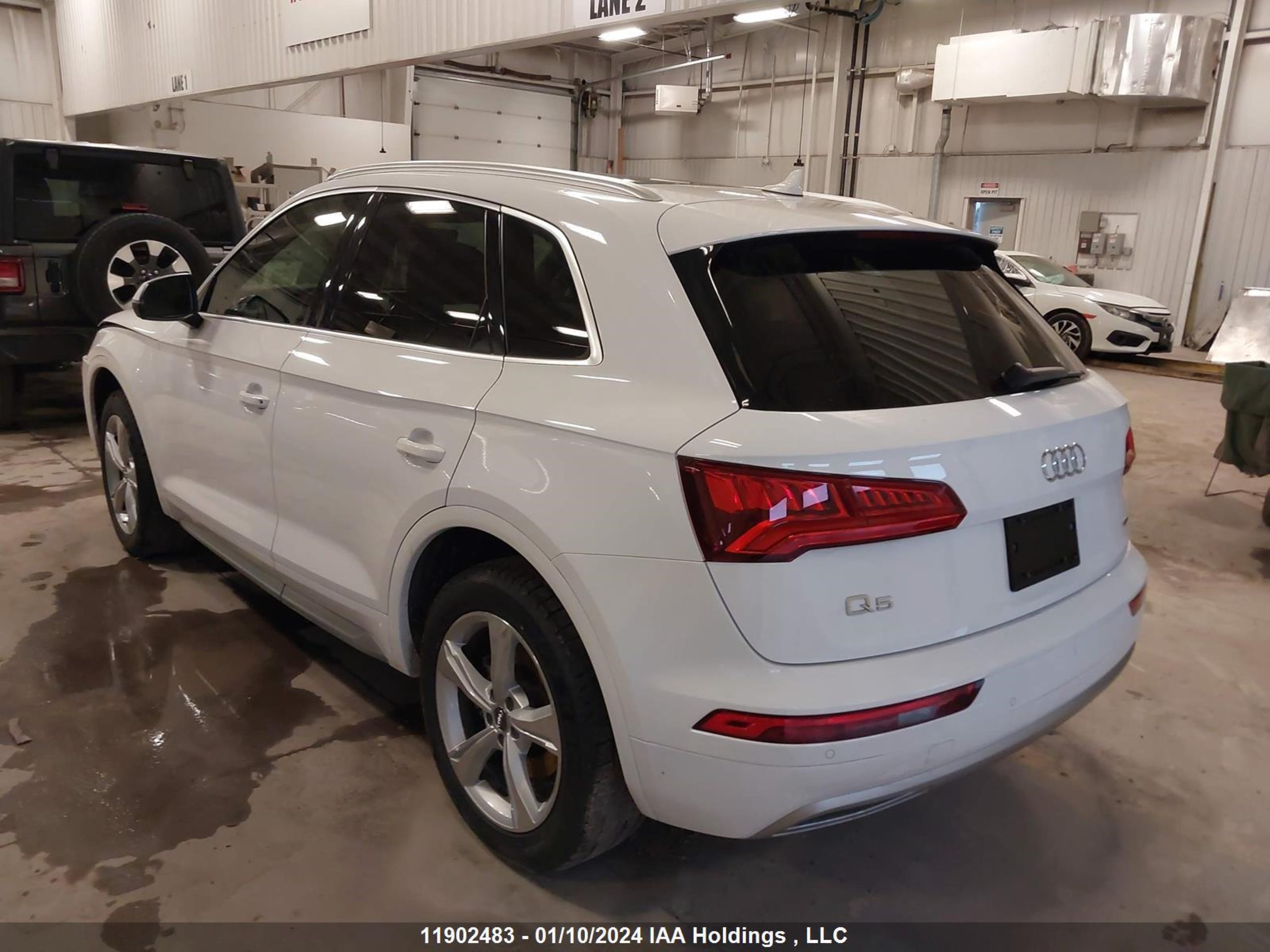 Photo 2 VIN: WA1BNAFY6K2069158 - AUDI Q5 