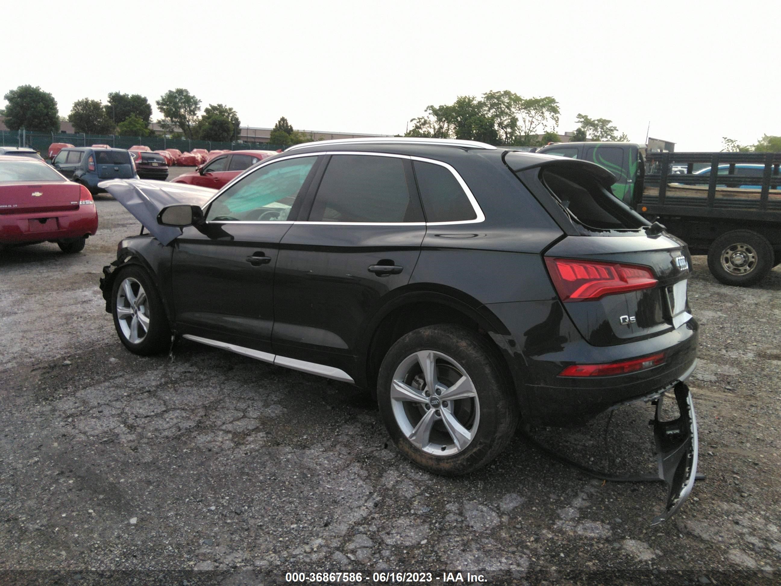 Photo 2 VIN: WA1BNAFY6L2048361 - AUDI Q5 