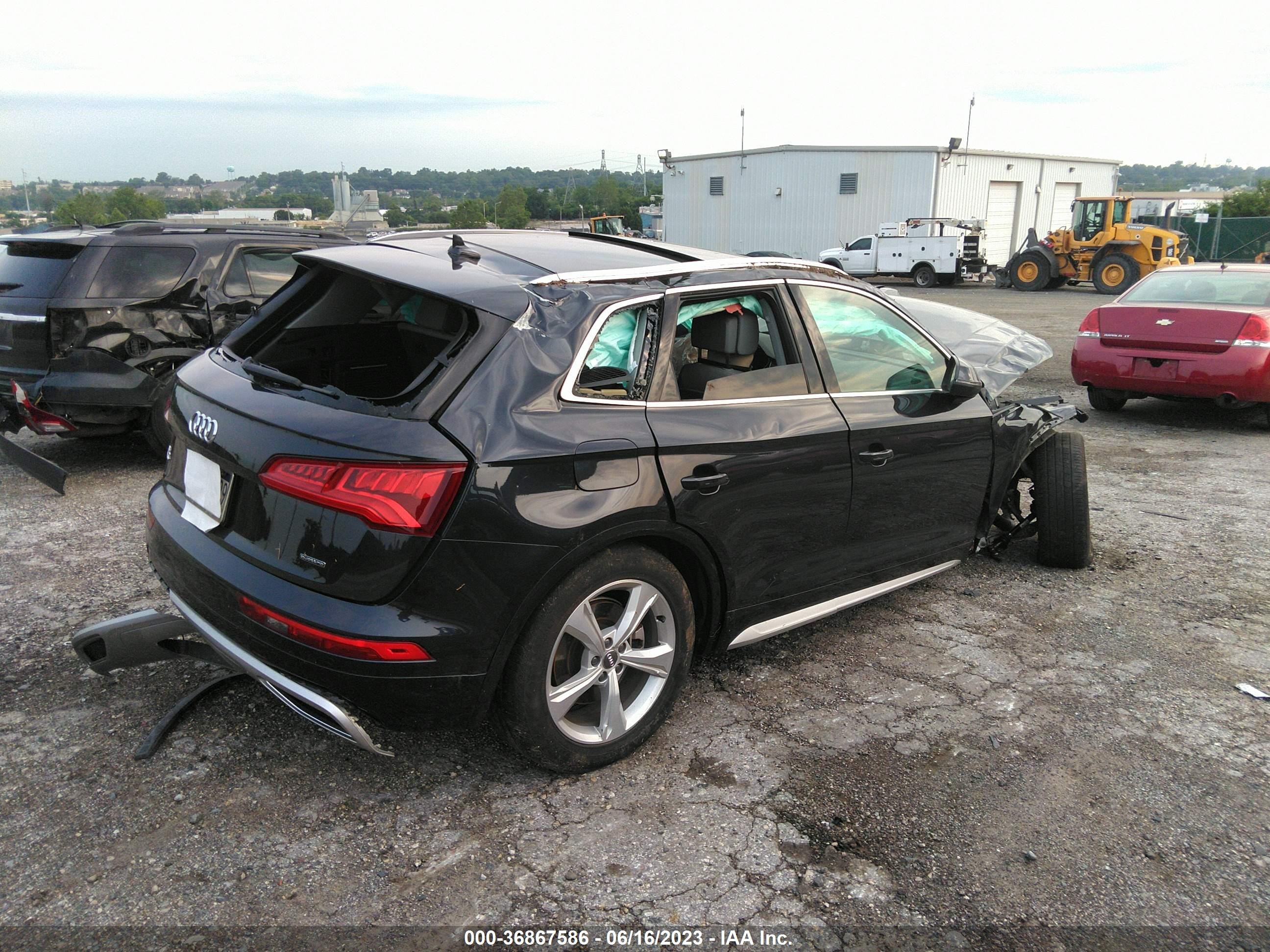 Photo 3 VIN: WA1BNAFY6L2048361 - AUDI Q5 