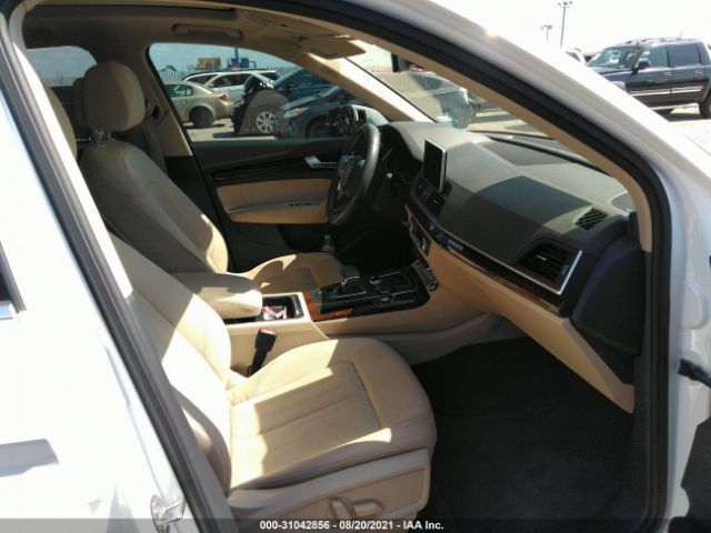 Photo 4 VIN: WA1BNAFY7J2075954 - AUDI Q5 