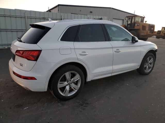 Photo 2 VIN: WA1BNAFY7J2173771 - AUDI Q5 