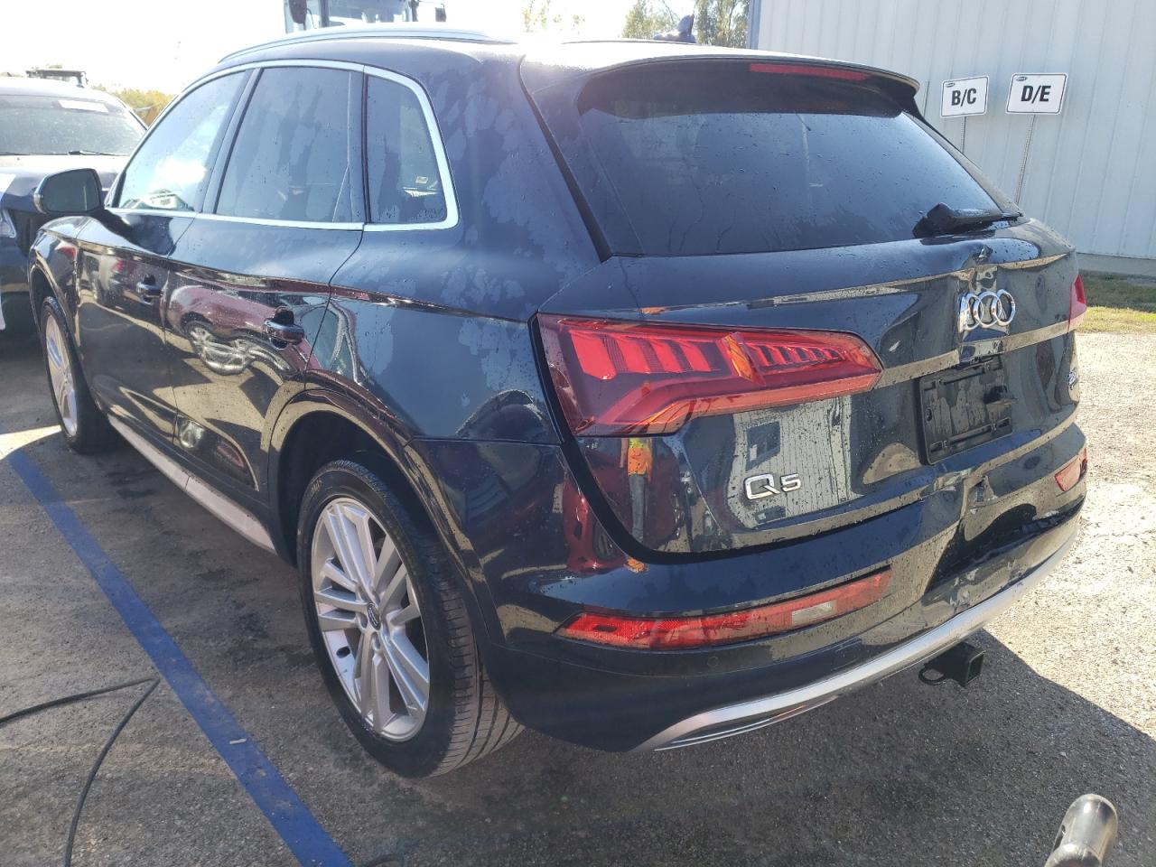 Photo 1 VIN: WA1BNAFY7J2209278 - AUDI Q5 