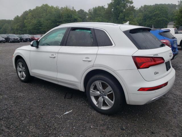 Photo 1 VIN: WA1BNAFY7J2220040 - AUDI Q5 