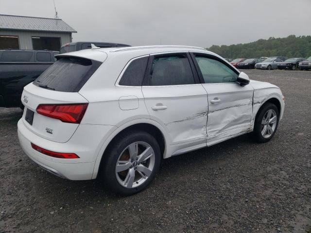 Photo 2 VIN: WA1BNAFY7J2220040 - AUDI Q5 