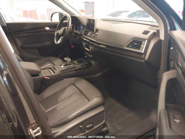 Photo 4 VIN: WA1BNAFY7K2079875 - AUDI Q5 