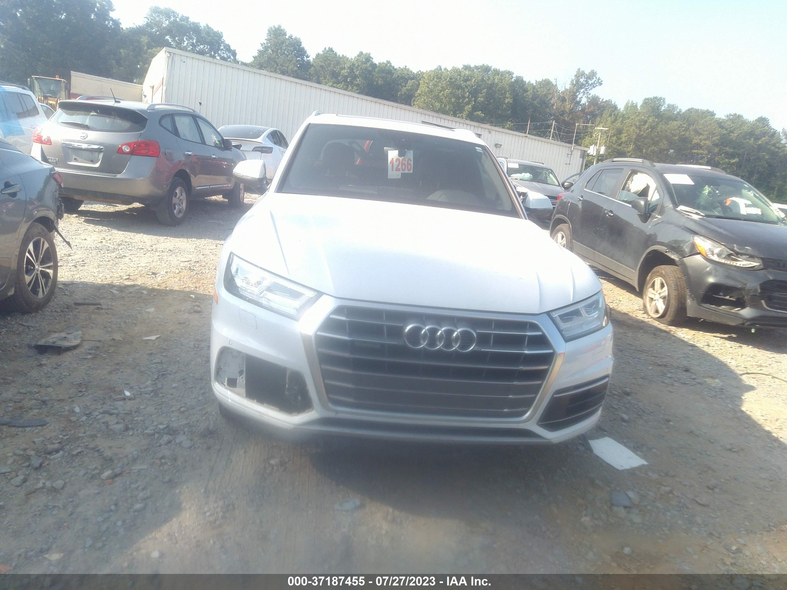 Photo 11 VIN: WA1BNAFY7K2084025 - AUDI Q5 