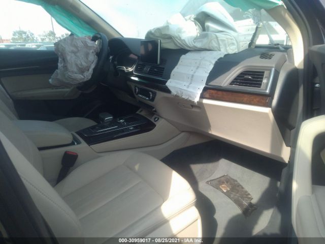 Photo 4 VIN: WA1BNAFY7K2101776 - AUDI Q5 