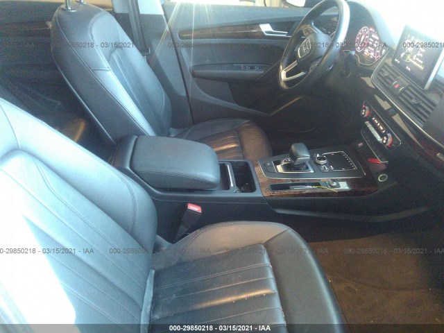 Photo 4 VIN: WA1BNAFY8J2043532 - AUDI Q5 