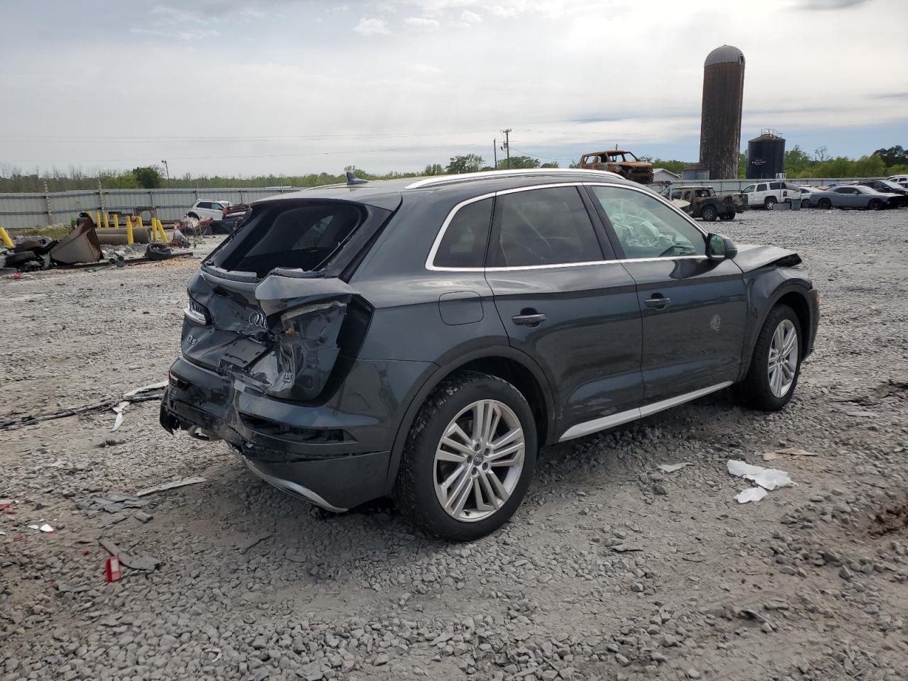 Photo 2 VIN: WA1BNAFY8J2133280 - AUDI Q5 