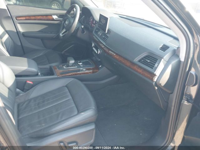 Photo 4 VIN: WA1BNAFY9J2011026 - AUDI Q5 