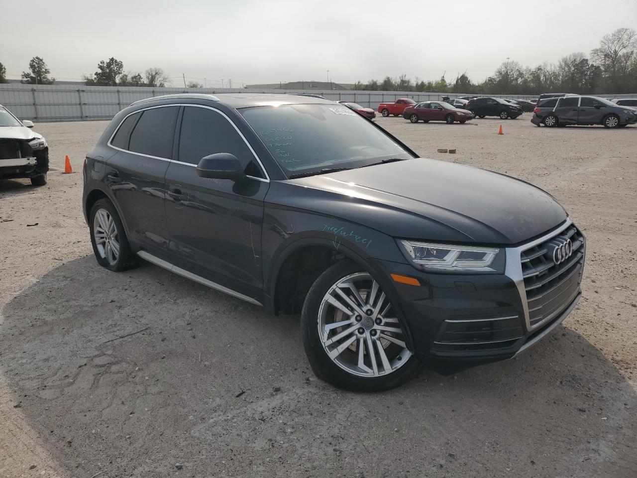 Photo 3 VIN: WA1BNAFY9J2018722 - AUDI Q5 