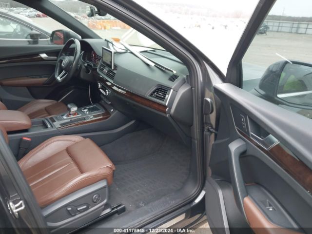 Photo 4 VIN: WA1BNAFY9J2212313 - AUDI Q5 