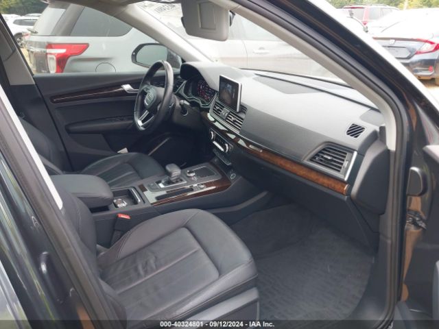 Photo 4 VIN: WA1BNAFY9J2220069 - AUDI Q5 