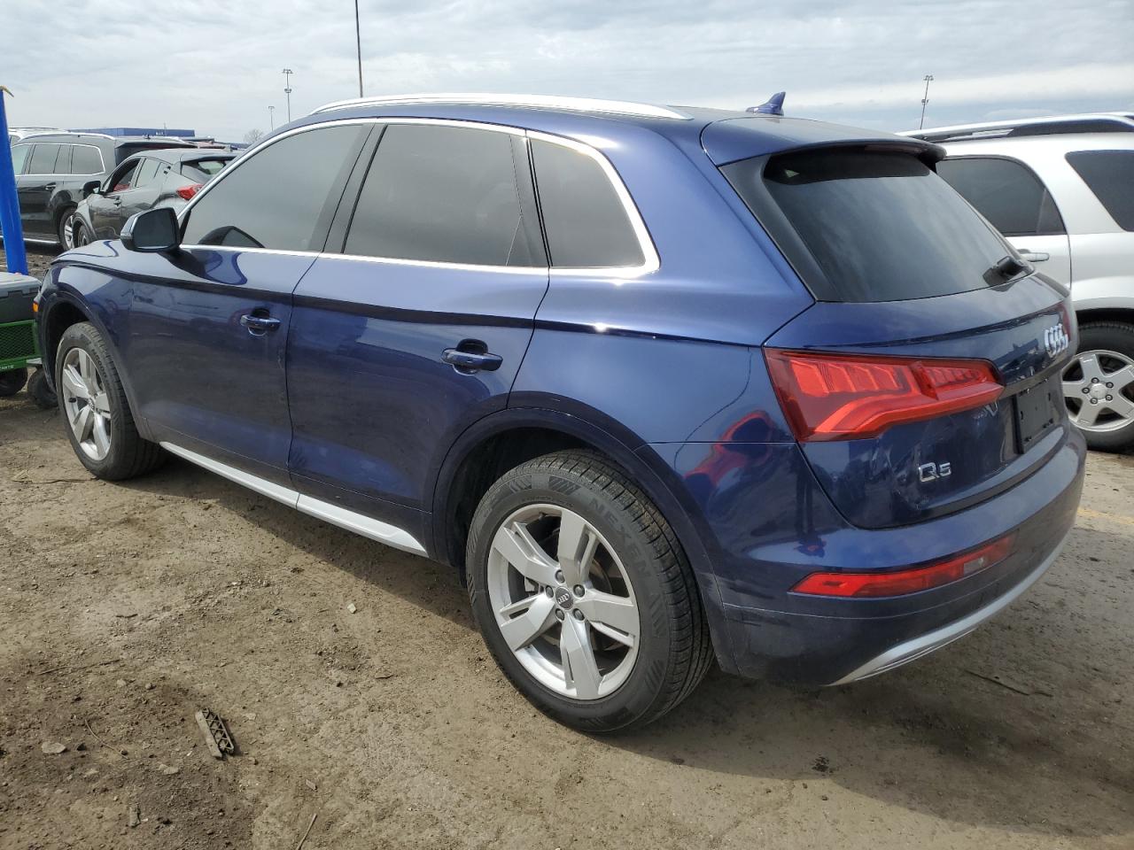 Photo 1 VIN: WA1BNAFY9K2049471 - AUDI Q5 