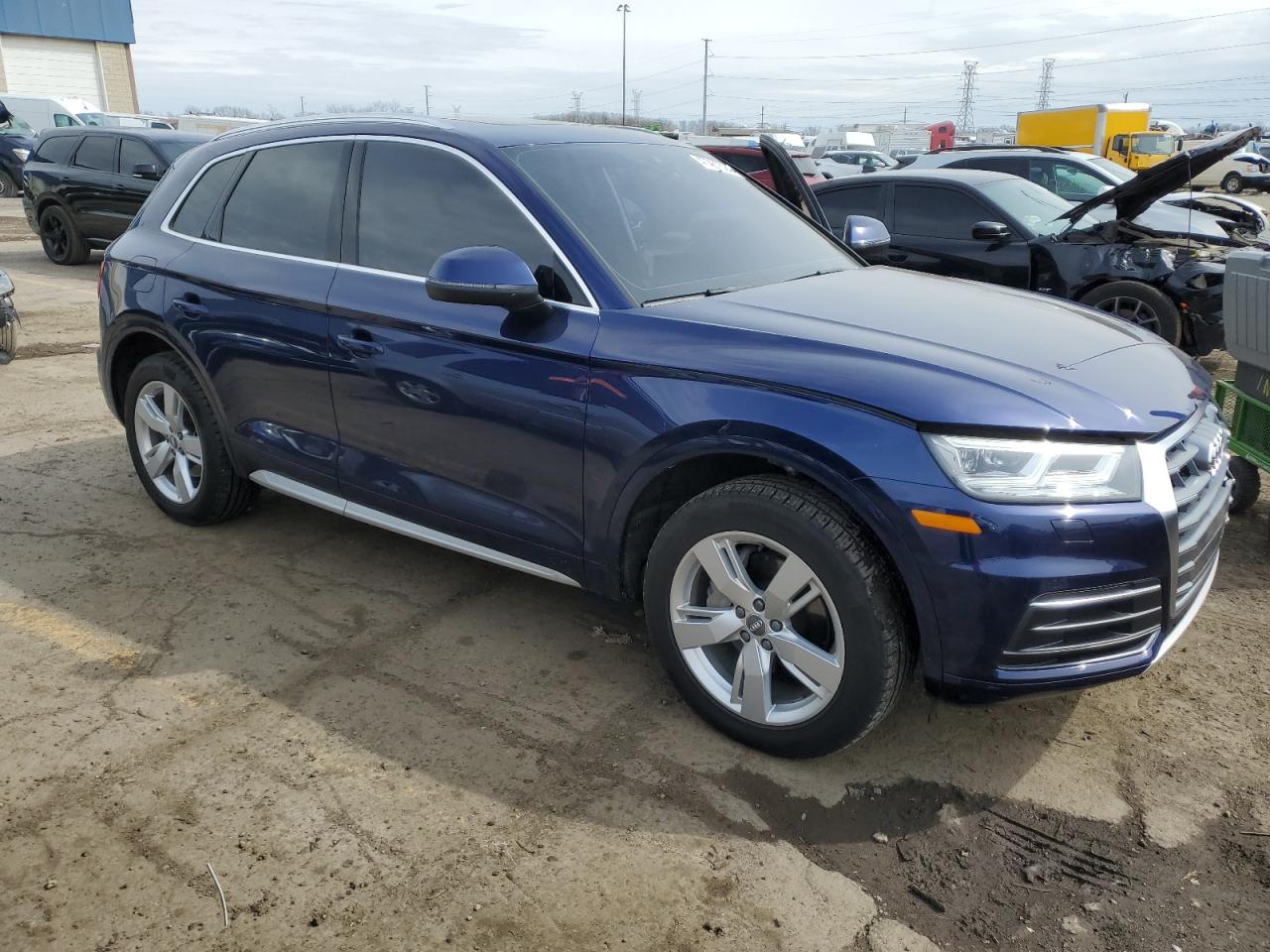 Photo 3 VIN: WA1BNAFY9K2049471 - AUDI Q5 