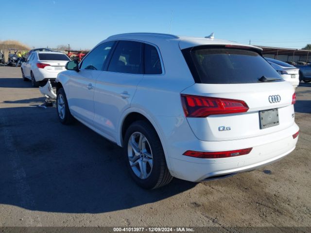 Photo 2 VIN: WA1BNBFY4J2079501 - AUDI Q5 