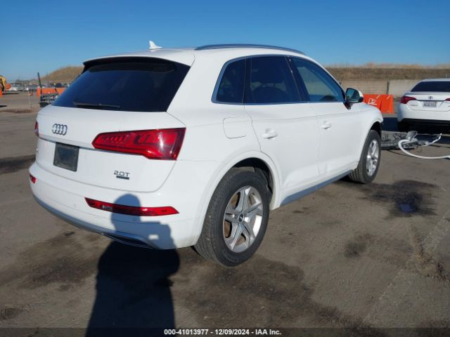 Photo 3 VIN: WA1BNBFY4J2079501 - AUDI Q5 