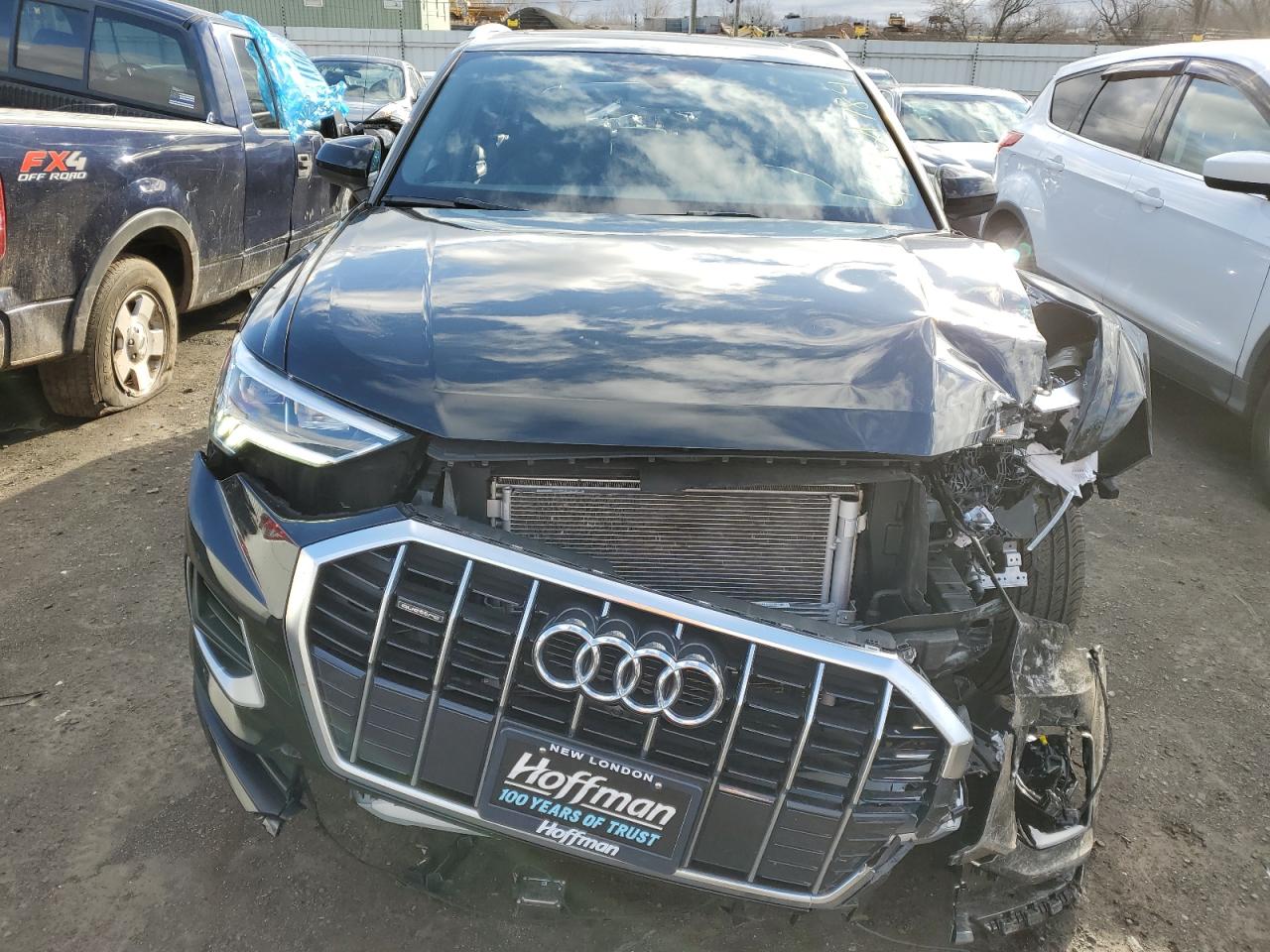 Photo 4 VIN: WA1BUCF36N1125936 - AUDI Q3 