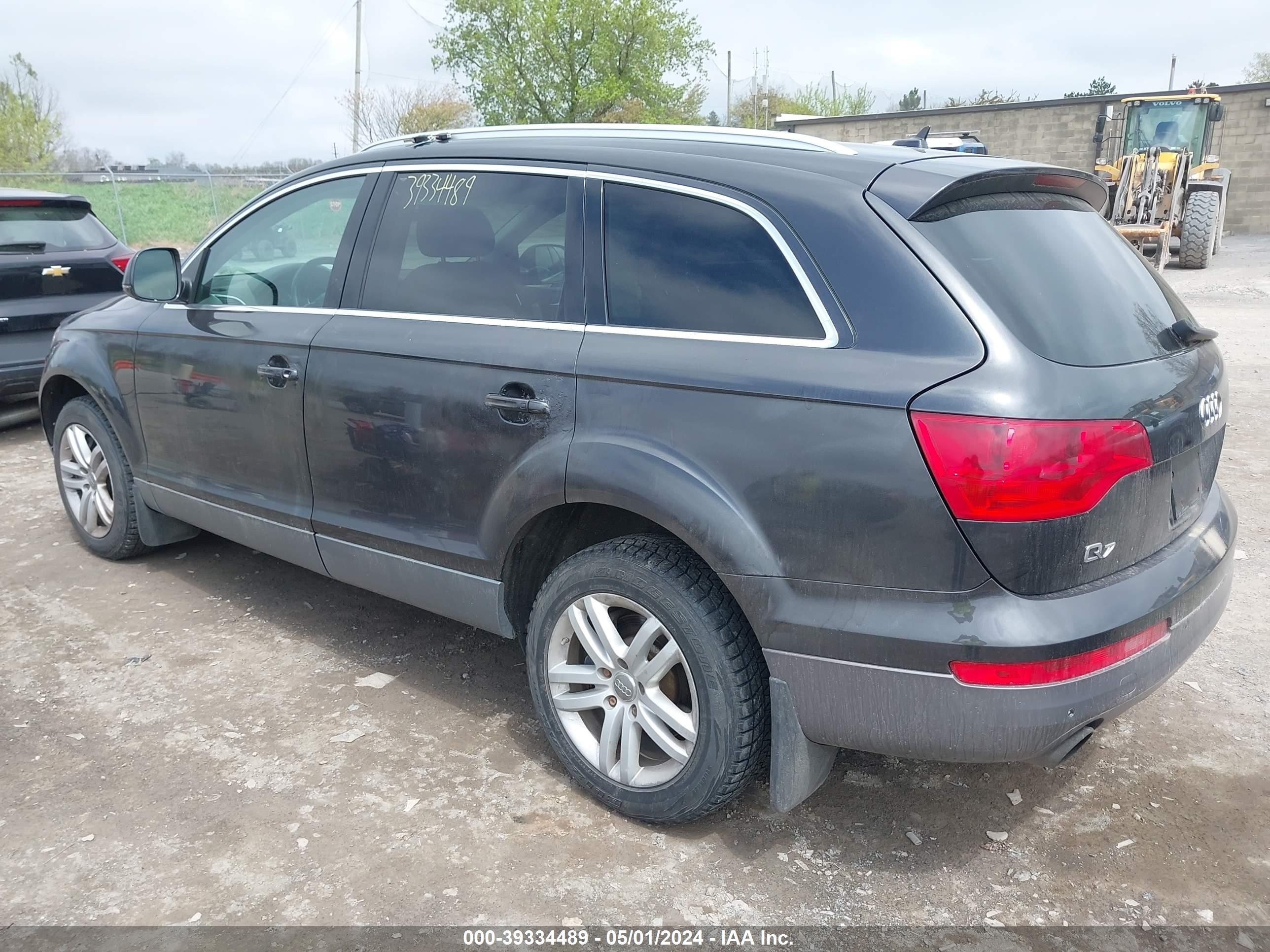 Photo 2 VIN: WA1BV74L17D043282 - AUDI Q7 