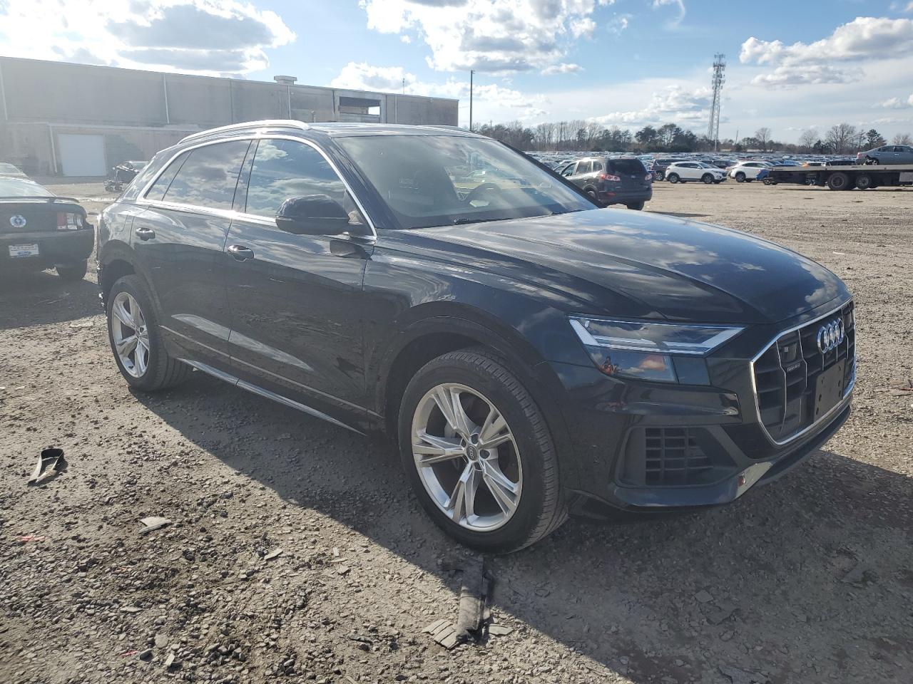 Photo 3 VIN: WA1BVAF1XKD039927 - AUDI Q8 