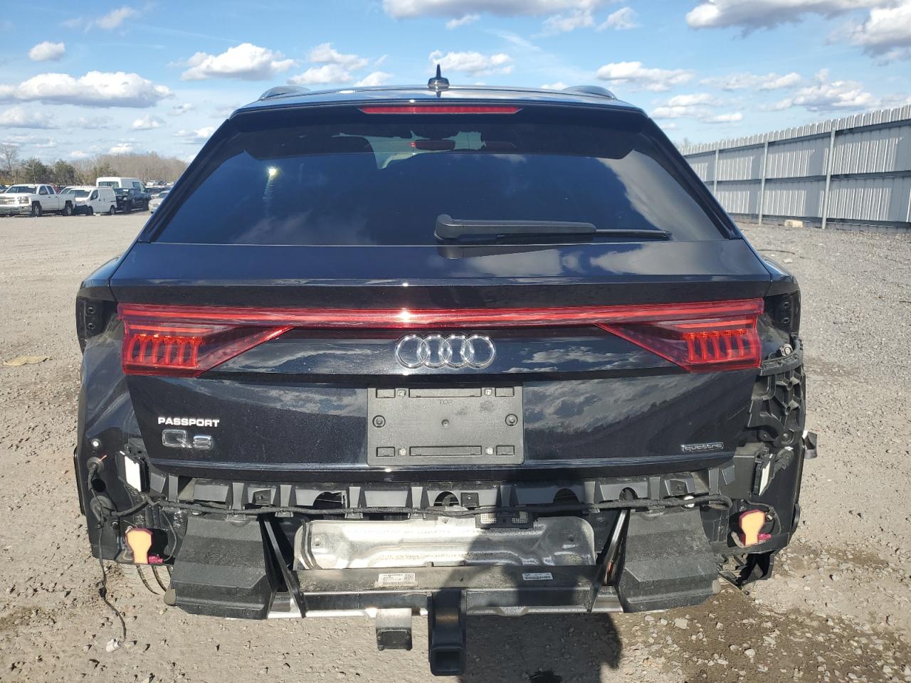 Photo 5 VIN: WA1BVAF1XKD039927 - AUDI Q8 