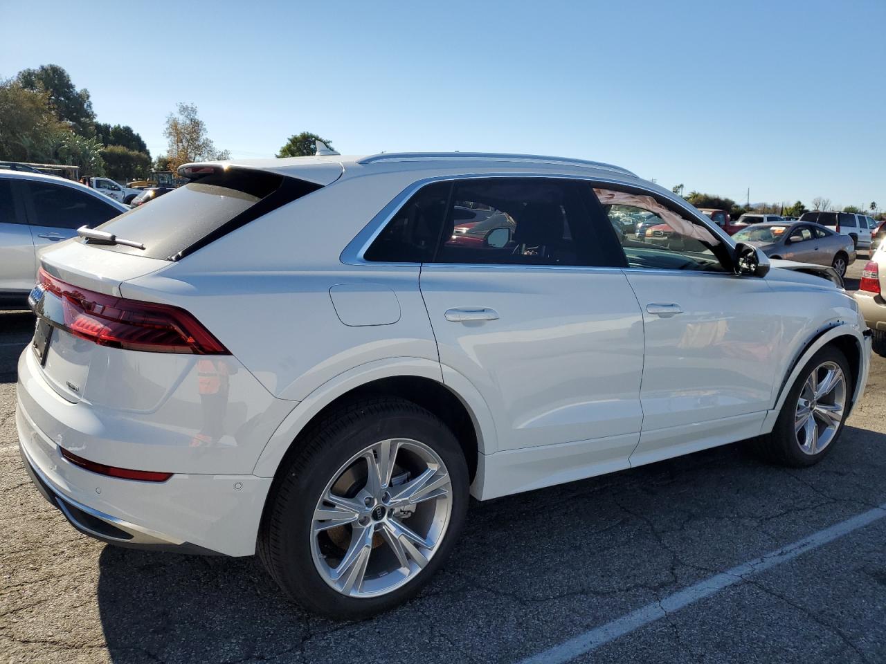 Photo 2 VIN: WA1BVBF17PD040191 - AUDI Q8 