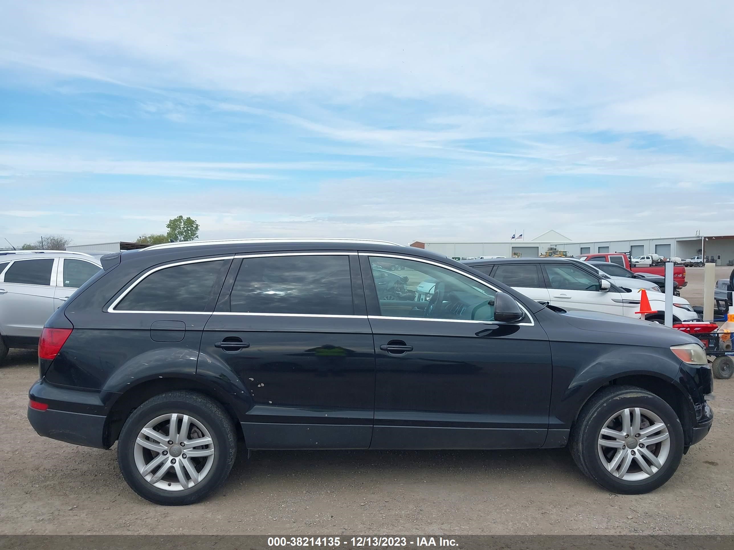 Photo 12 VIN: WA1BY74L58D034108 - AUDI Q7 