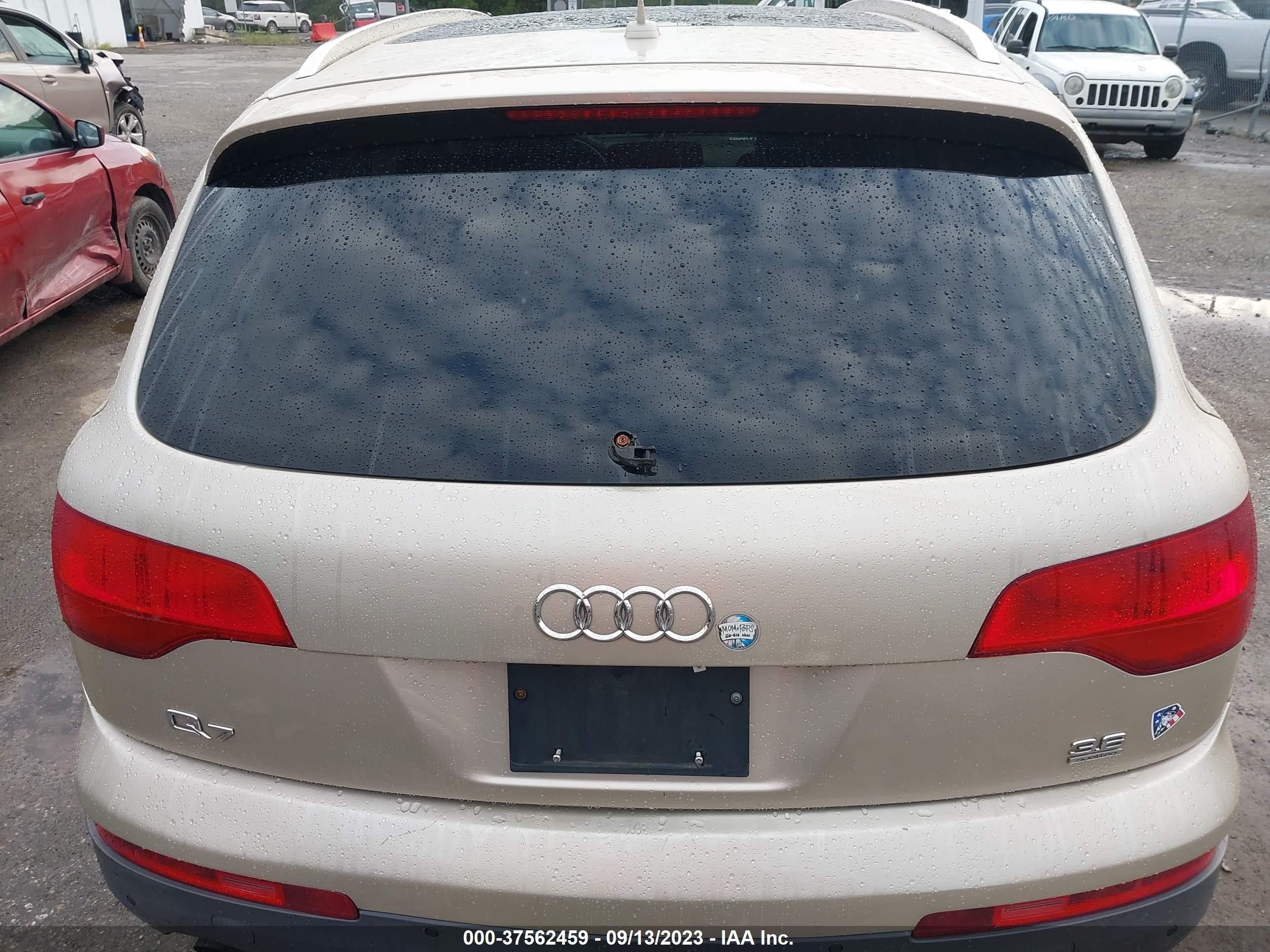 Photo 15 VIN: WA1BY74L67D067374 - AUDI Q7 