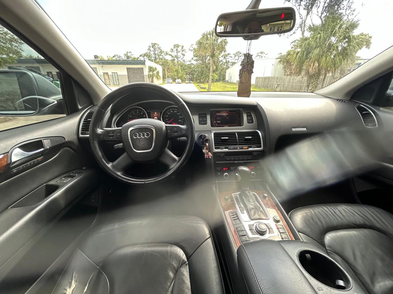 Photo 9 VIN: WA1BY74L78D034417 - AUDI Q7 