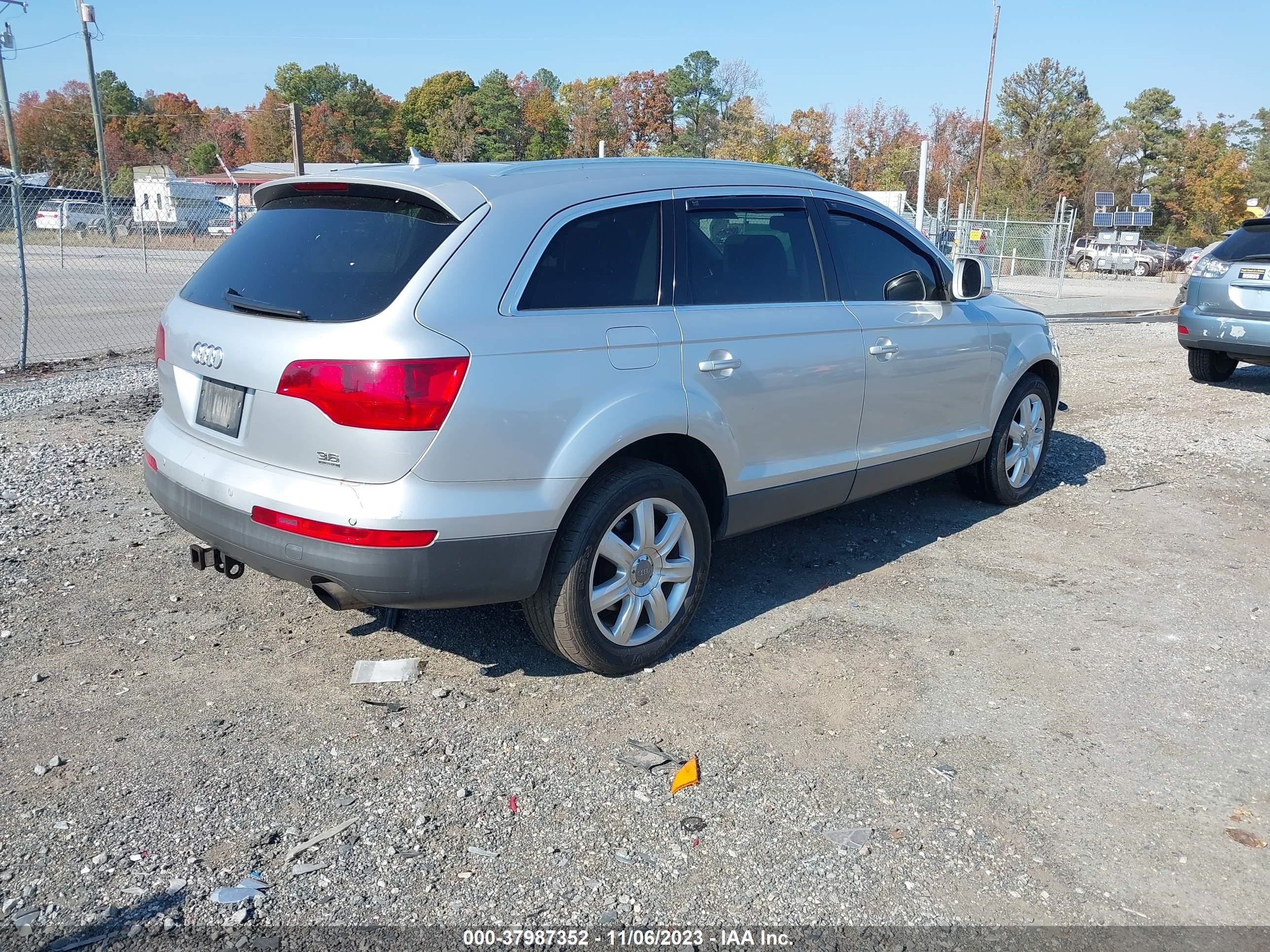 Photo 3 VIN: WA1BY74L97D044297 - AUDI Q7 