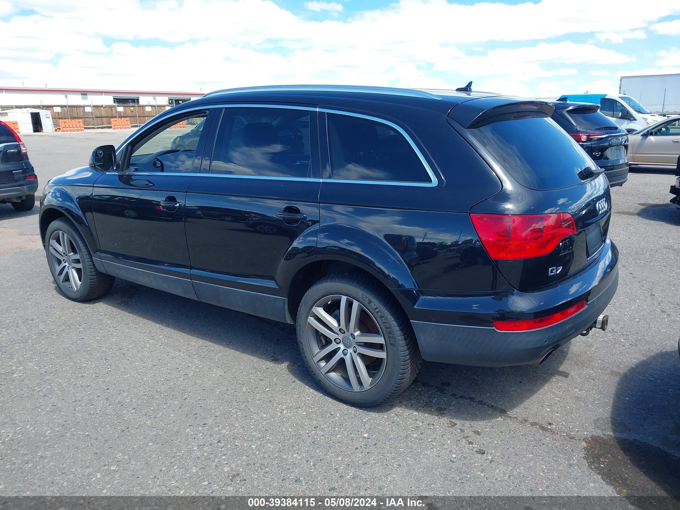 Photo 2 VIN: WA1BY74L98D032748 - AUDI Q7 