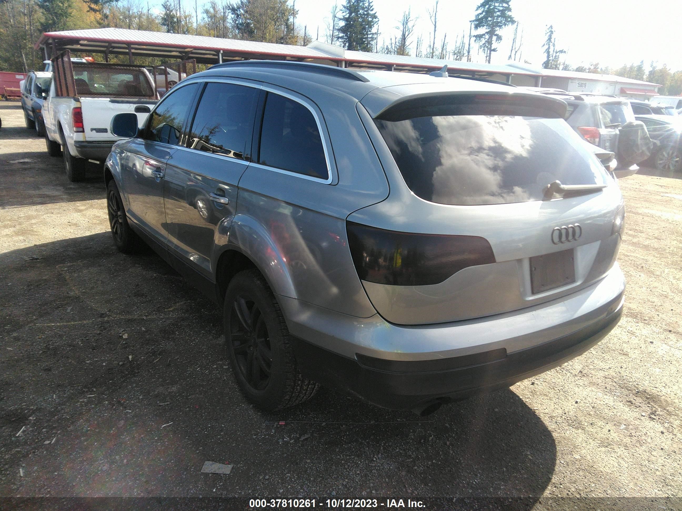 Photo 2 VIN: WA1BY74L98D045287 - AUDI Q7 