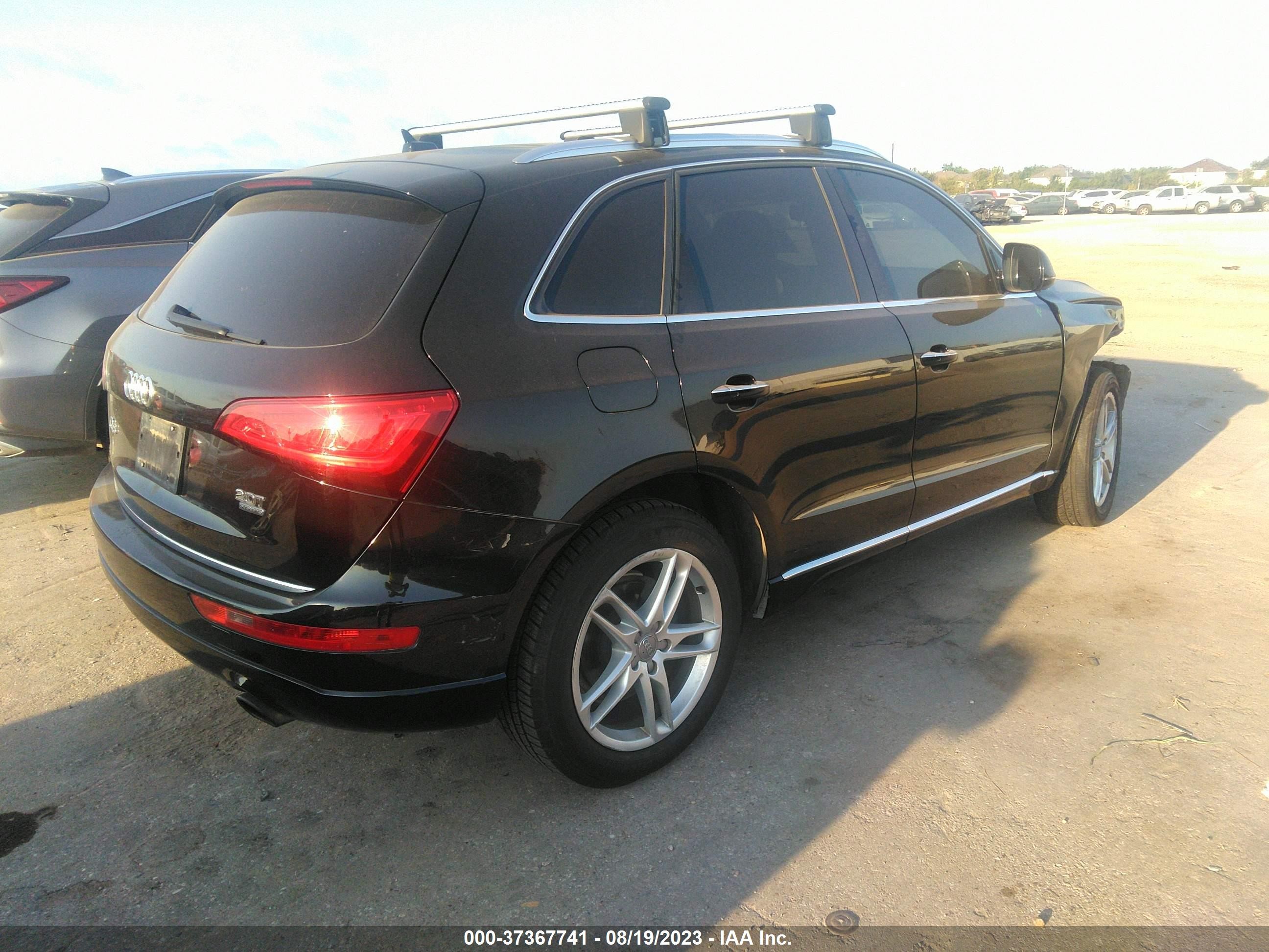 Photo 3 VIN: WA1C2AFP2GA076822 - AUDI Q5 