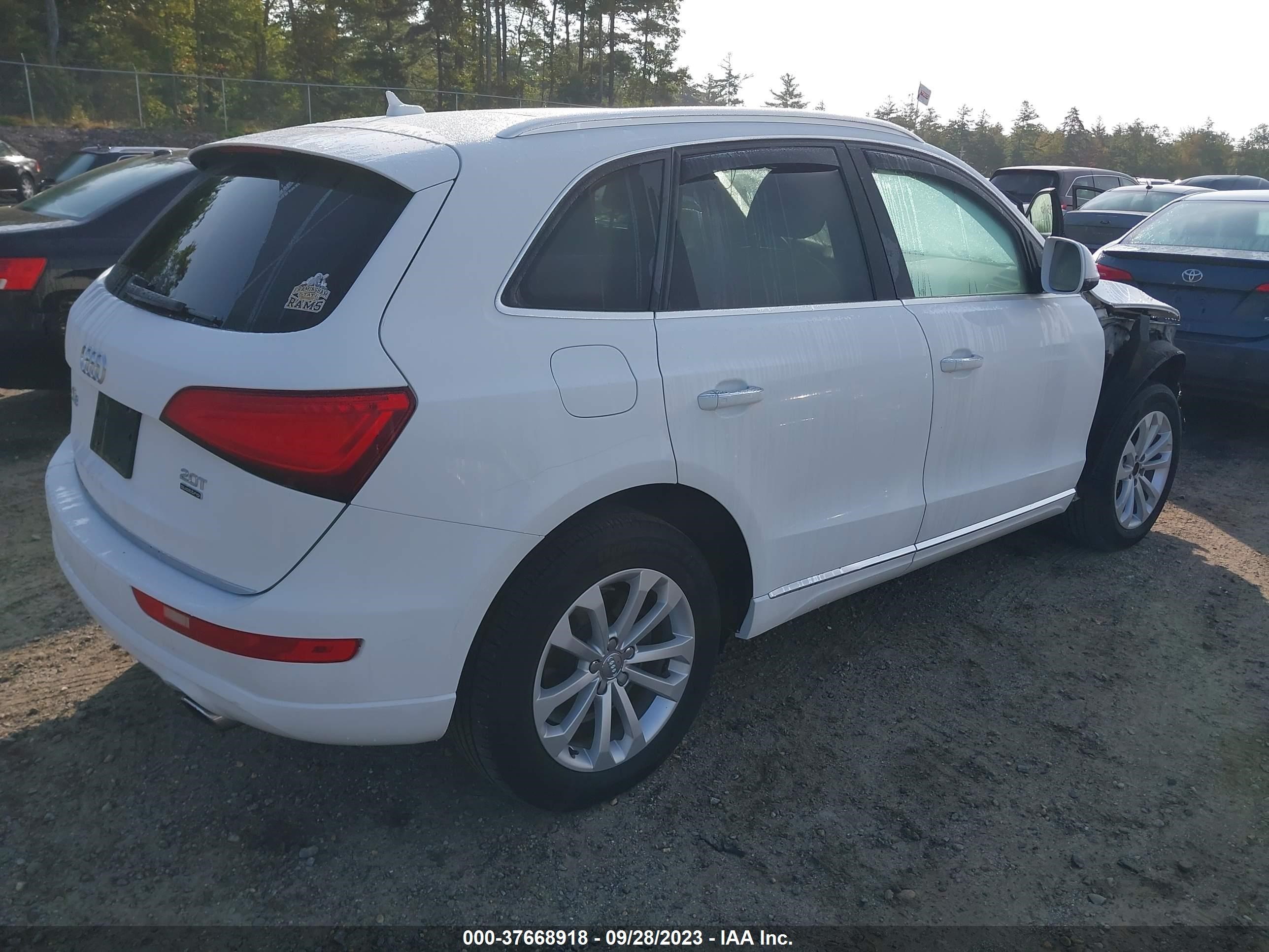 Photo 3 VIN: WA1C2AFP2HA023619 - AUDI Q5 