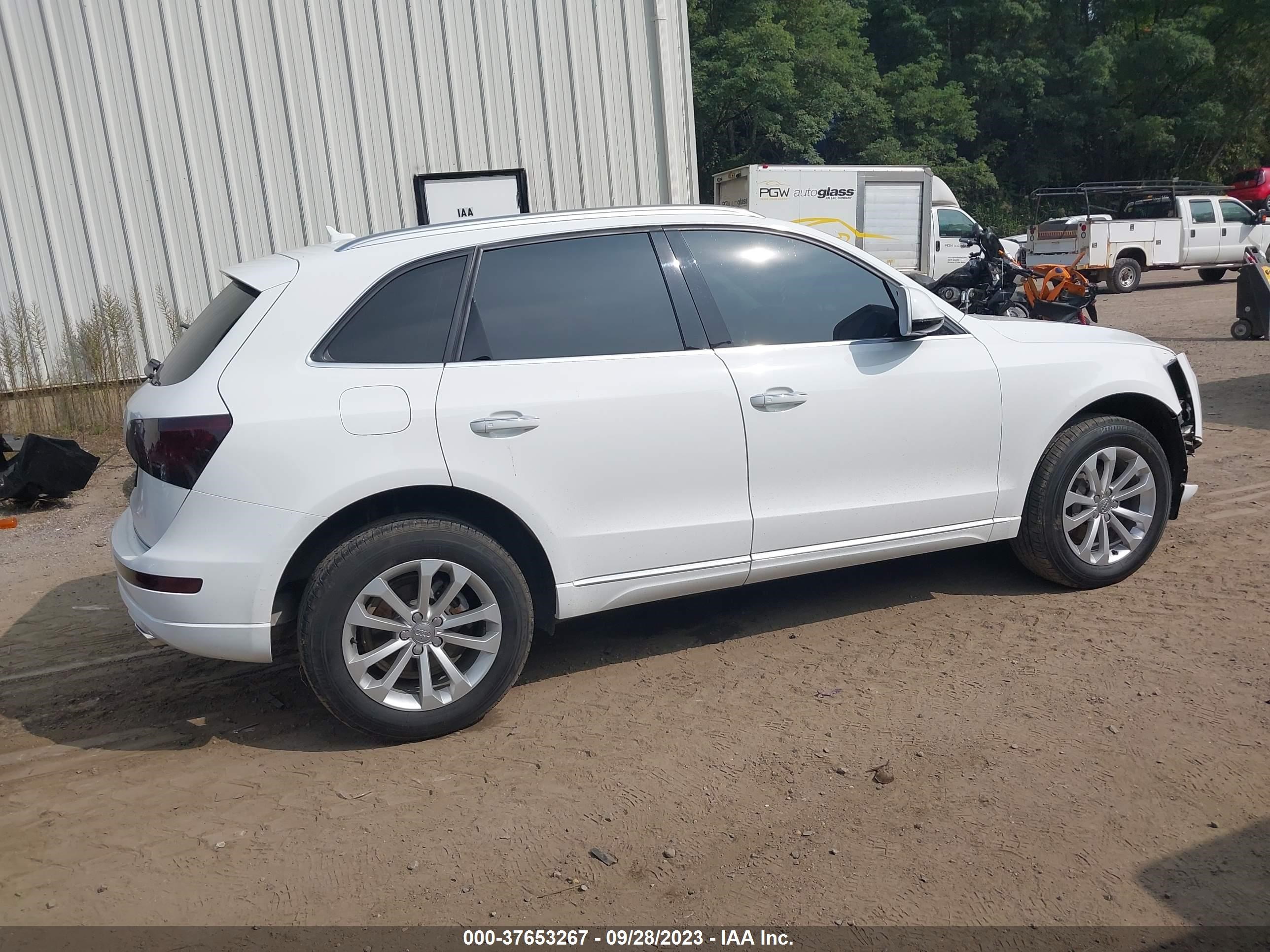 Photo 12 VIN: WA1C2AFP5GA133501 - AUDI Q5 