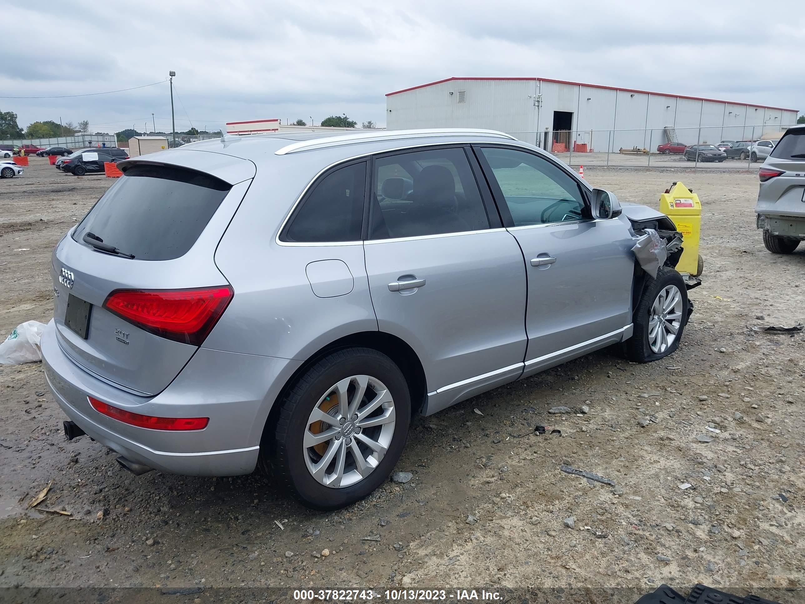 Photo 3 VIN: WA1C2AFP8GA051844 - AUDI Q5 