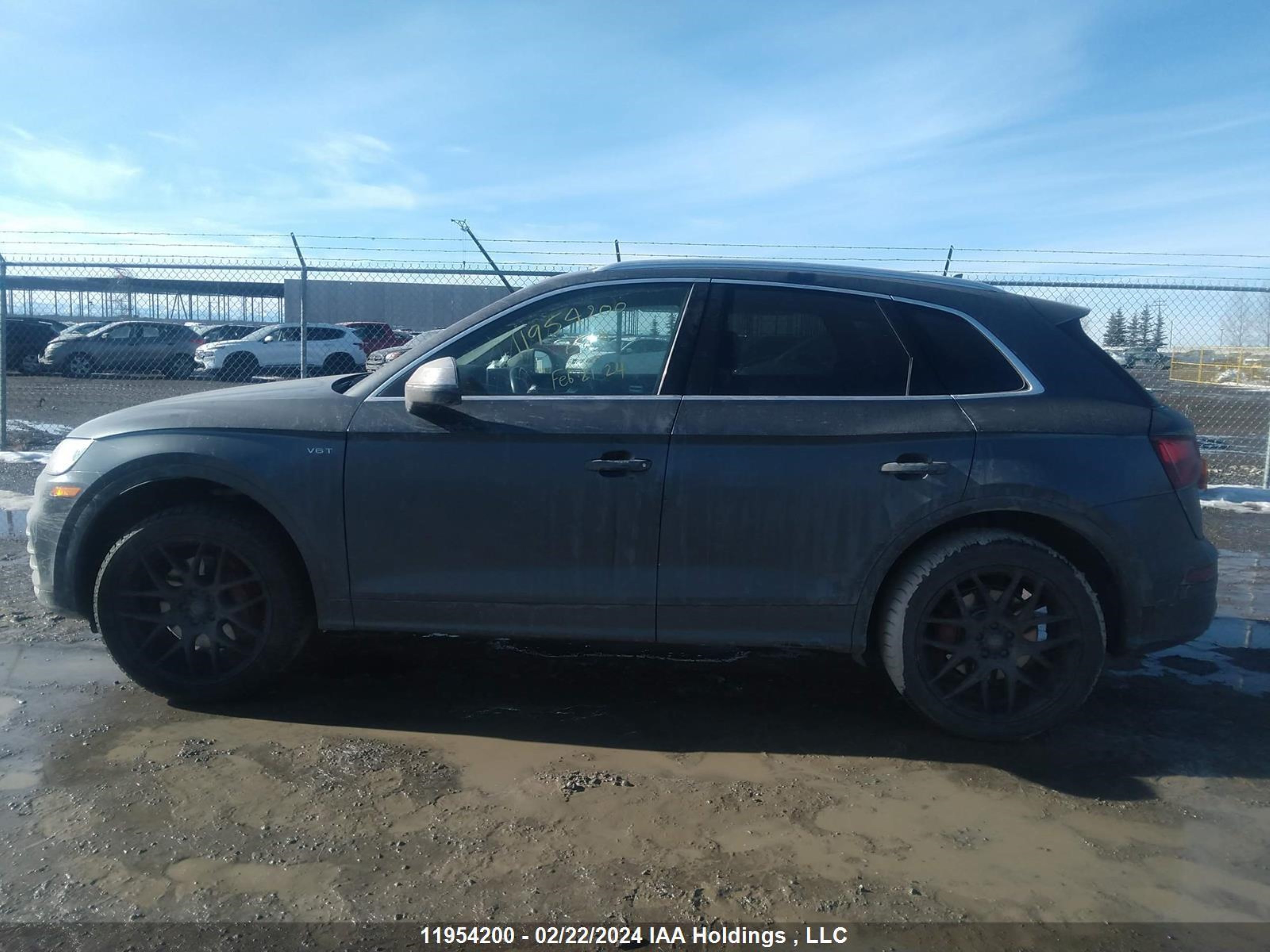 Photo 13 VIN: WA1C4AFY0J2018356 - AUDI SQ5 