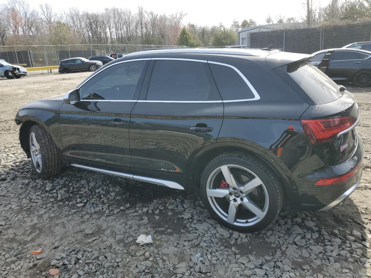 Photo 1 VIN: WA1C4AFY0N2024051 - AUDI SQ5 