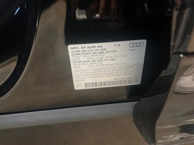 Photo 7 VIN: WA1C4AFY5K2019732 - AUDI SQ5 