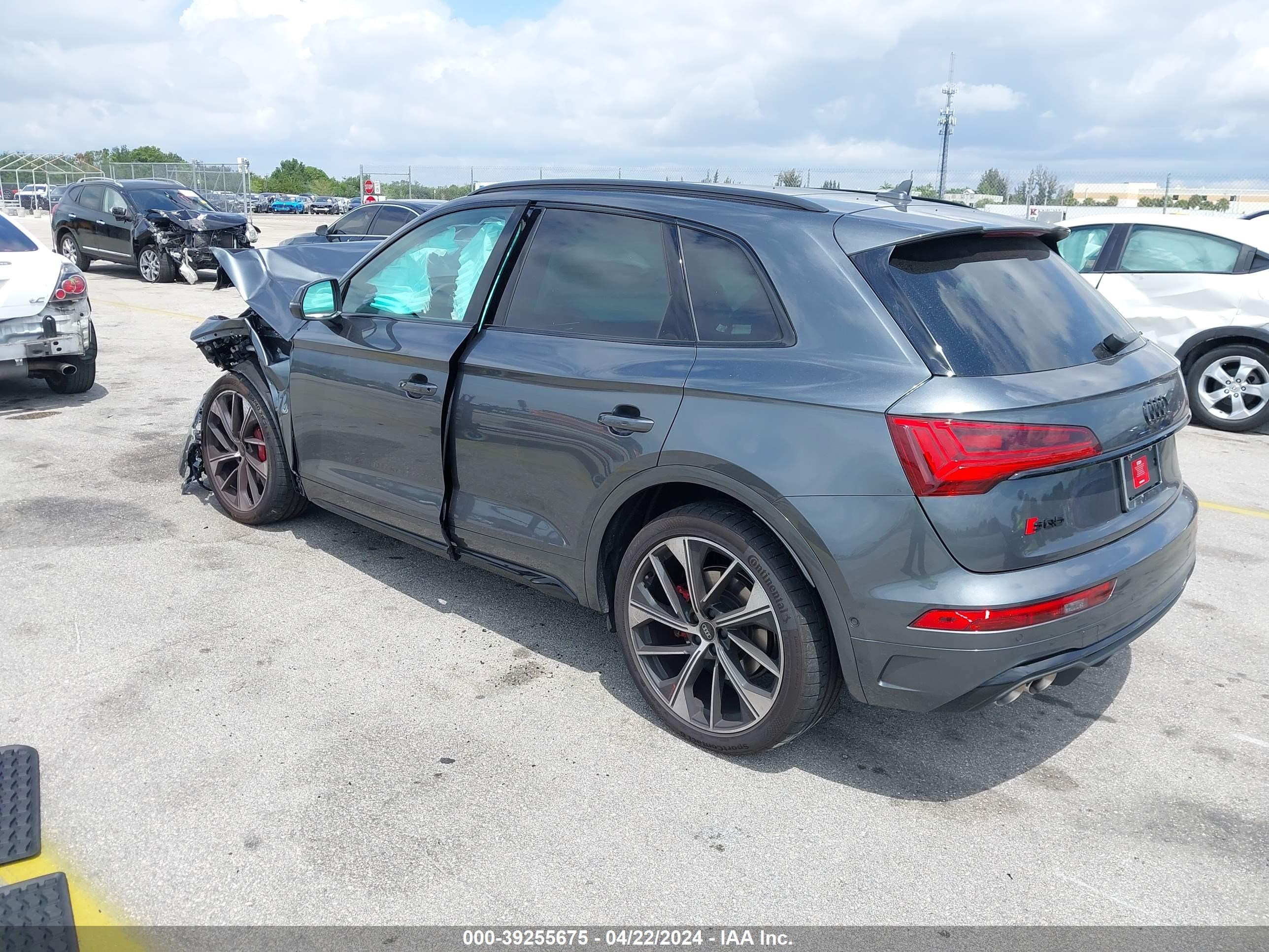 Photo 2 VIN: WA1C4AFY5R2023726 - AUDI SQ5 