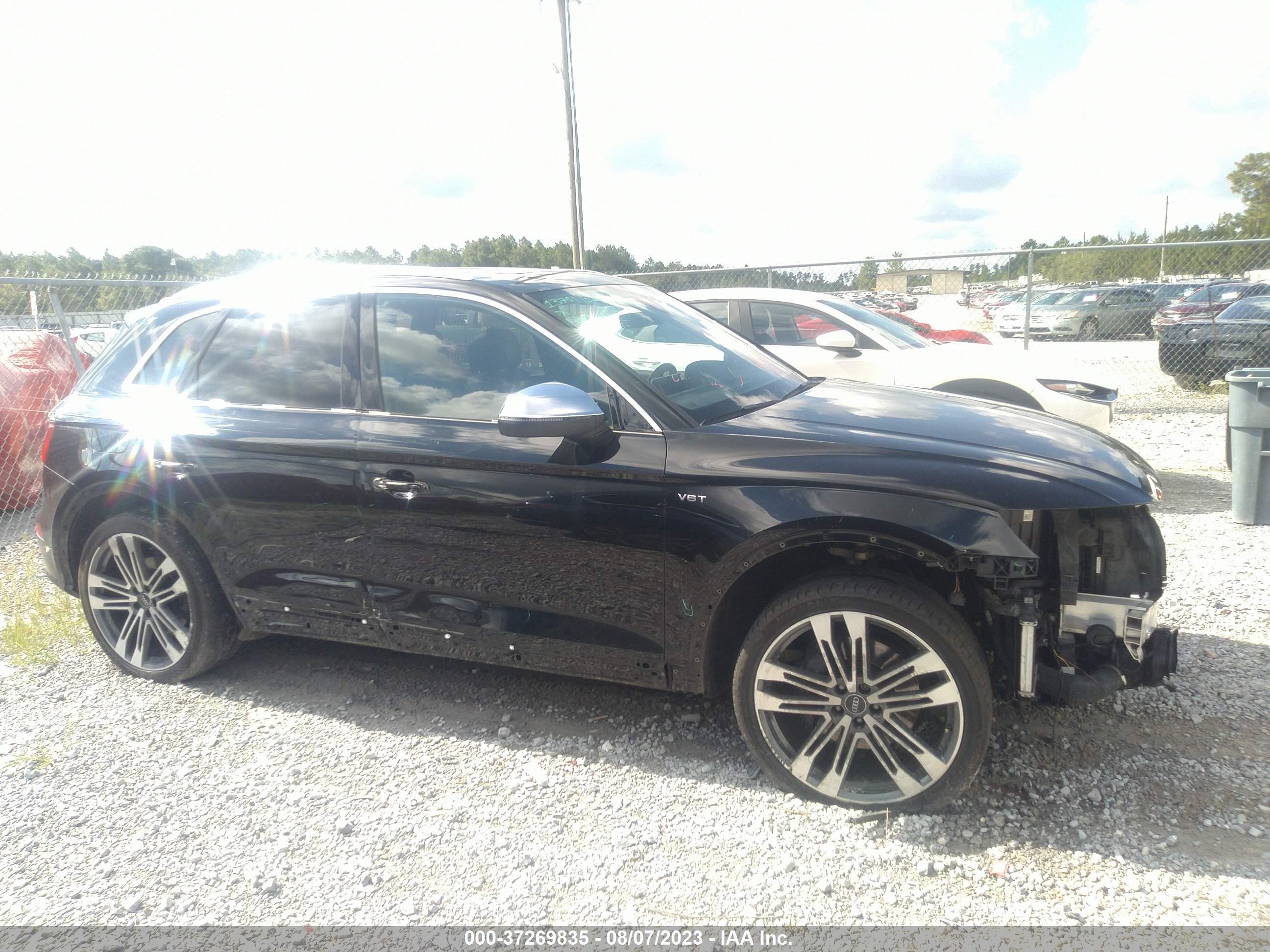 Photo 12 VIN: WA1C4AFY8J2071208 - AUDI SQ5 