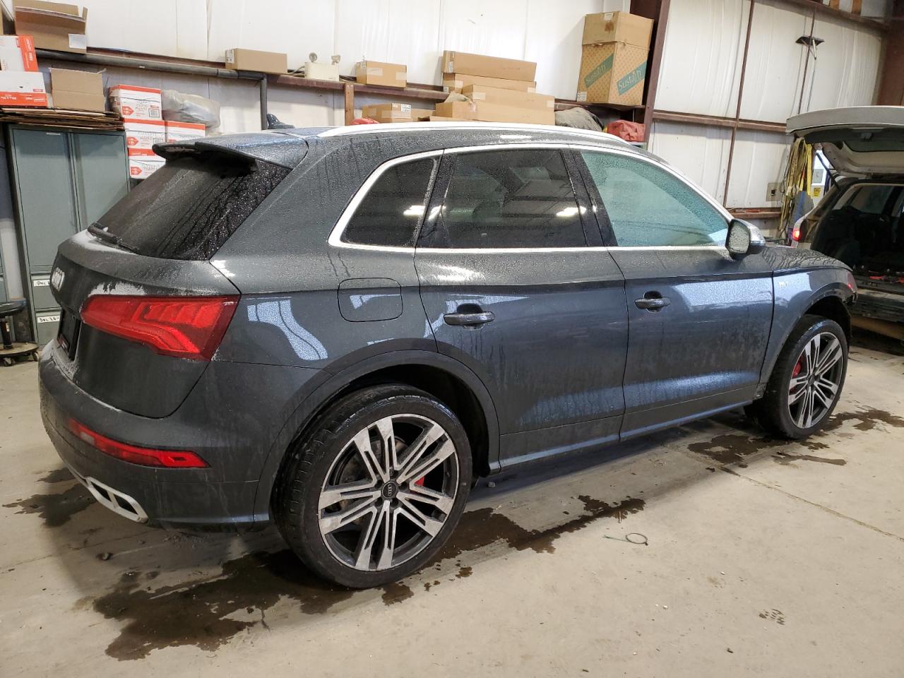 Photo 2 VIN: WA1C4AFY9J2049234 - AUDI SQ5 